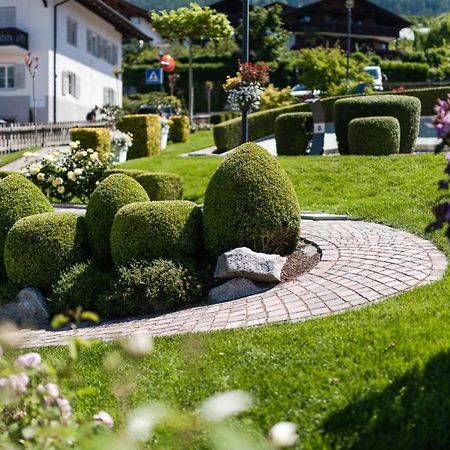 Hotel Garni Lichtenau シェーナ エクステリア 写真